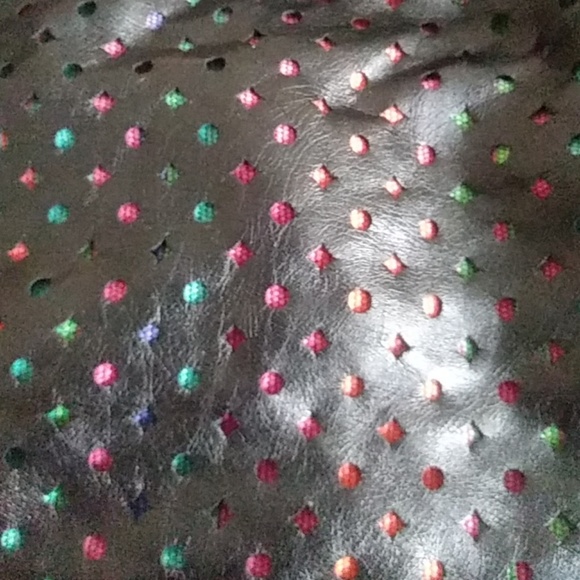 Fun large tote - Picture 2 of 6